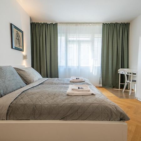 Verve Home Old Town Dunajska 2 Братислава Екстериор снимка